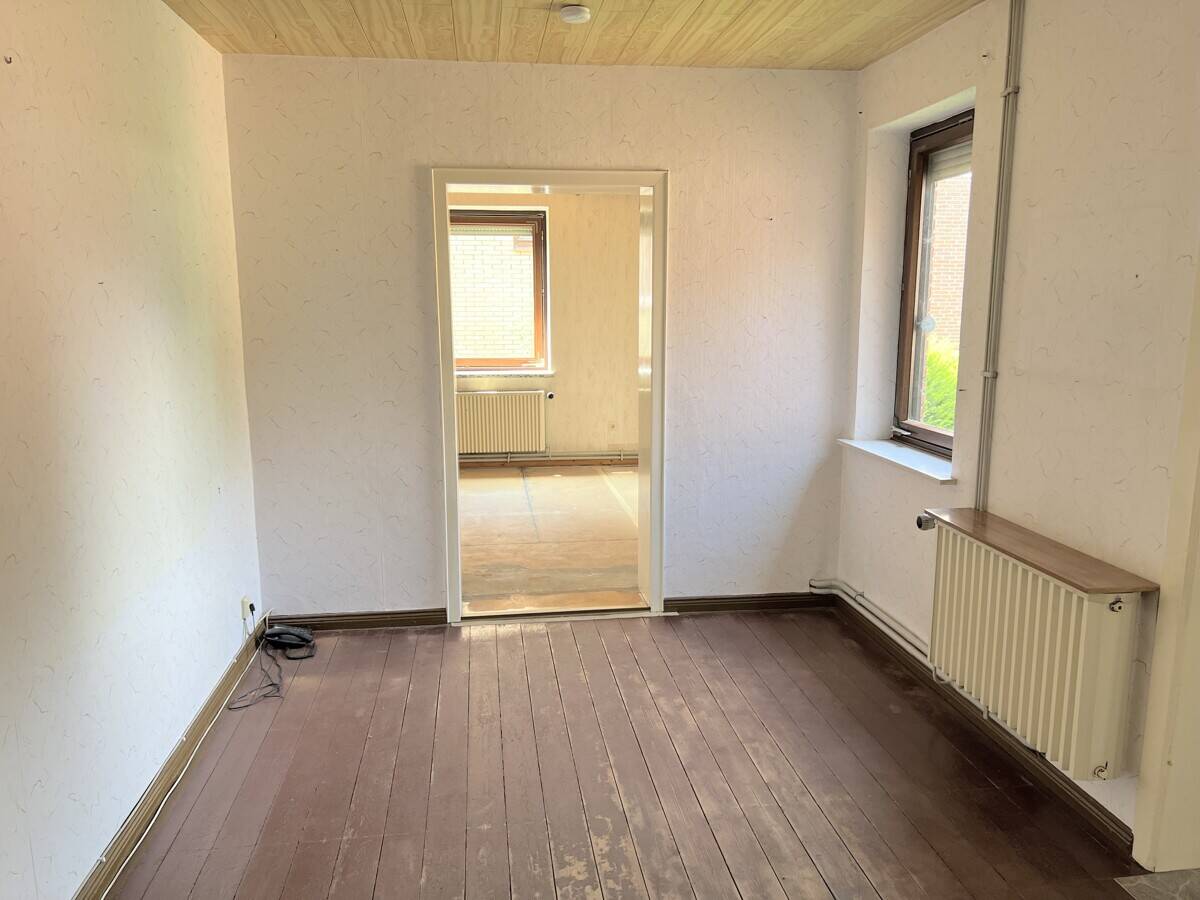 Property thumbnail 6