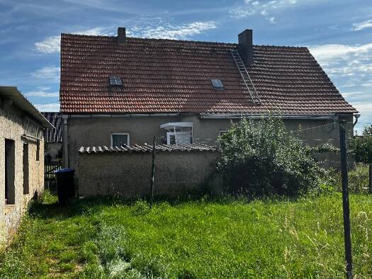 Einfamilienhaus zum Kauf 85.000 € 4 Zimmer 120 m² 2.600 m² Grundstück frei ab sofort Lutherstadt Eisleben Luth. Eisleben 06295