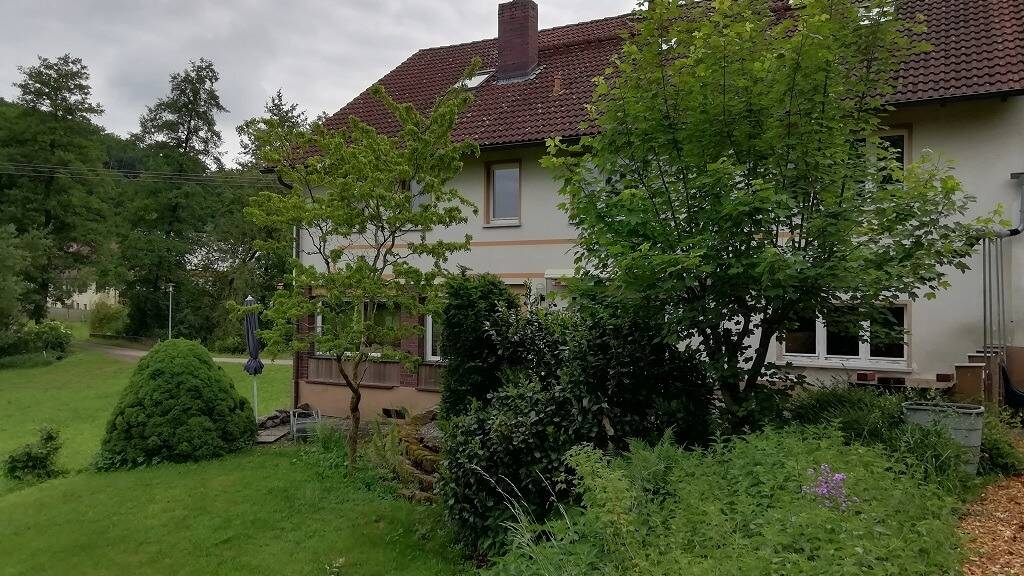 Mehrfamilienhaus zum Kauf 549.000 € 10 Zimmer 300 m² 3.100 m² Grundstück Erlachsmühle Hagenbüchach 91469