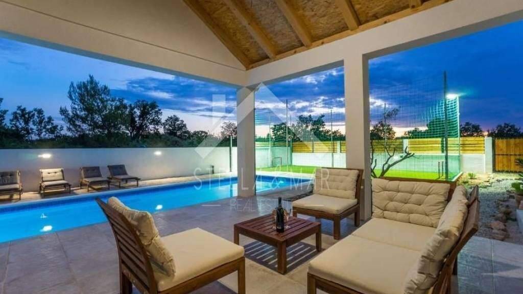 Haus zum Kauf 650.000 € 4 Zimmer 226 m² Nin