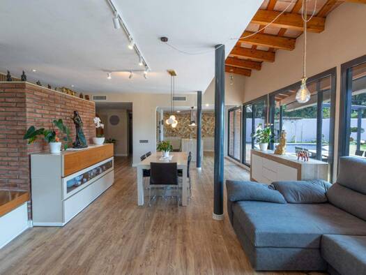 Stadthaus zum Kauf provisionsfrei 795.000 € 6 Zimmer 398 m² 562 m² Grundstück Arenys de Mar 08350