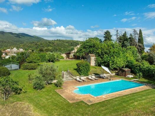 Haus zum Kauf 449.000 € 260 m² 3.000 m² Grundstück Calvi dell'Umbria 05032