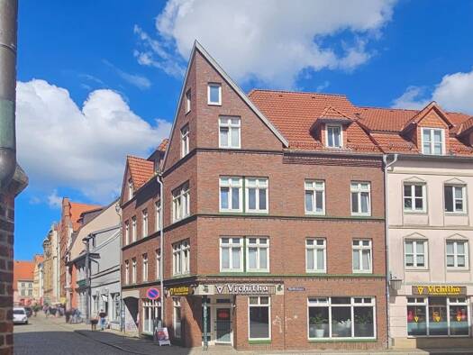 Gewerbeobjekt zum Kauf als Kapitalanlage geeignet 760.000 € 15 Zimmer 346,8 m² 167 m² Grundstück Altstadt Stralsund 18439