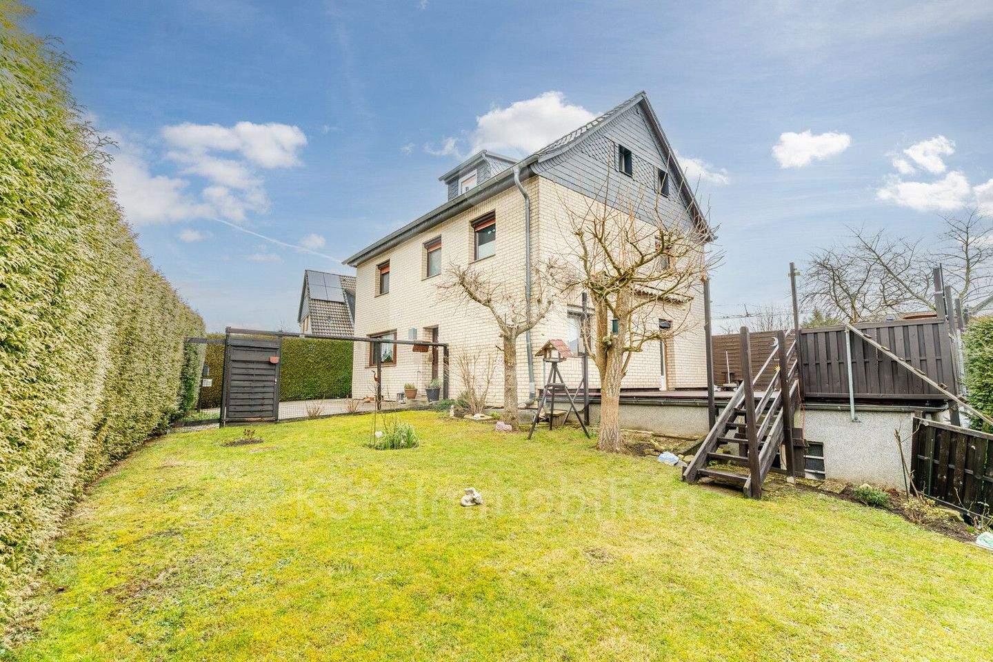 Immobilie in Lohmar - Lohmar-Inger - Charmantes Schmuckstück mit Sonnenterasse und Garten. - Bild 0