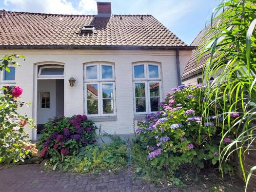 Einfamilienhaus zum Kauf 225.000 € 6 Zimmer 114,5 m² 353 m² Grundstück Heide 25746