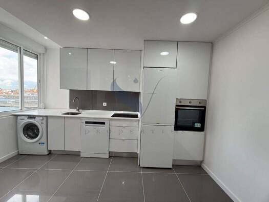 Wohnung zum Kauf 295.000 € 59 m² Águas Livres 2720