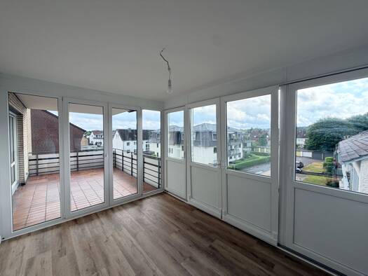 Wohnung zur Miete 950 € 2,5 Zimmer 69 m² Geschoss 2/3 frei ab 15.07.2026 Frankfurter Straße 18 Bad Rothenfelde 49214