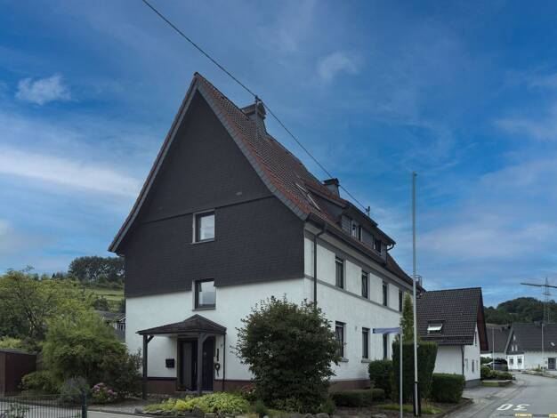 Doppelhaushälfte zum Kauf 230.000 € 7 Zimmer 138,4 m² Maumke Lennestadt 57368