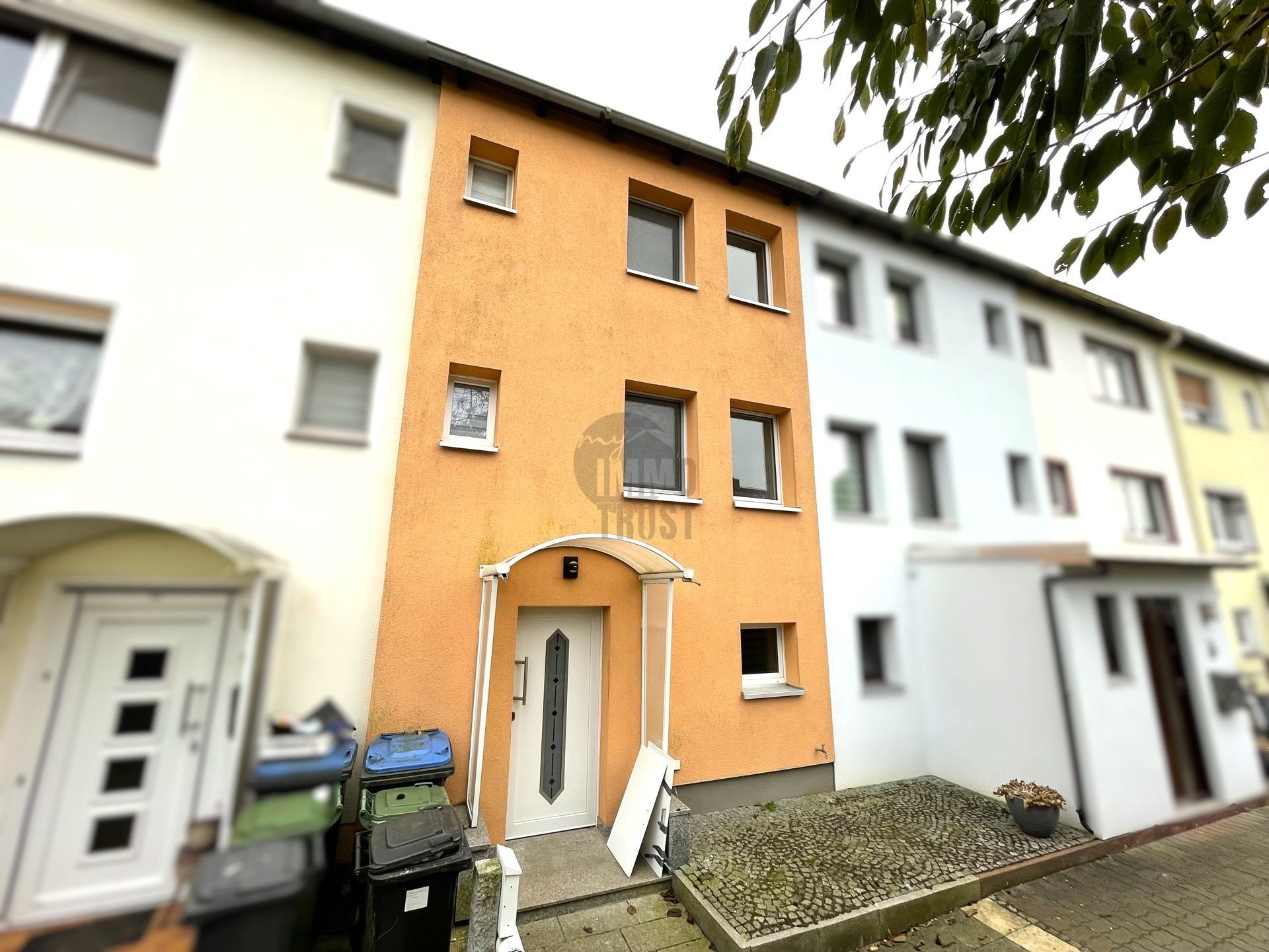 Reihenmittelhaus zum Kauf 189.000 € 4 Zimmer 70 m²<br/>Wohnfläche 136 m²<br/>Grundstück Telgte Peine 31228