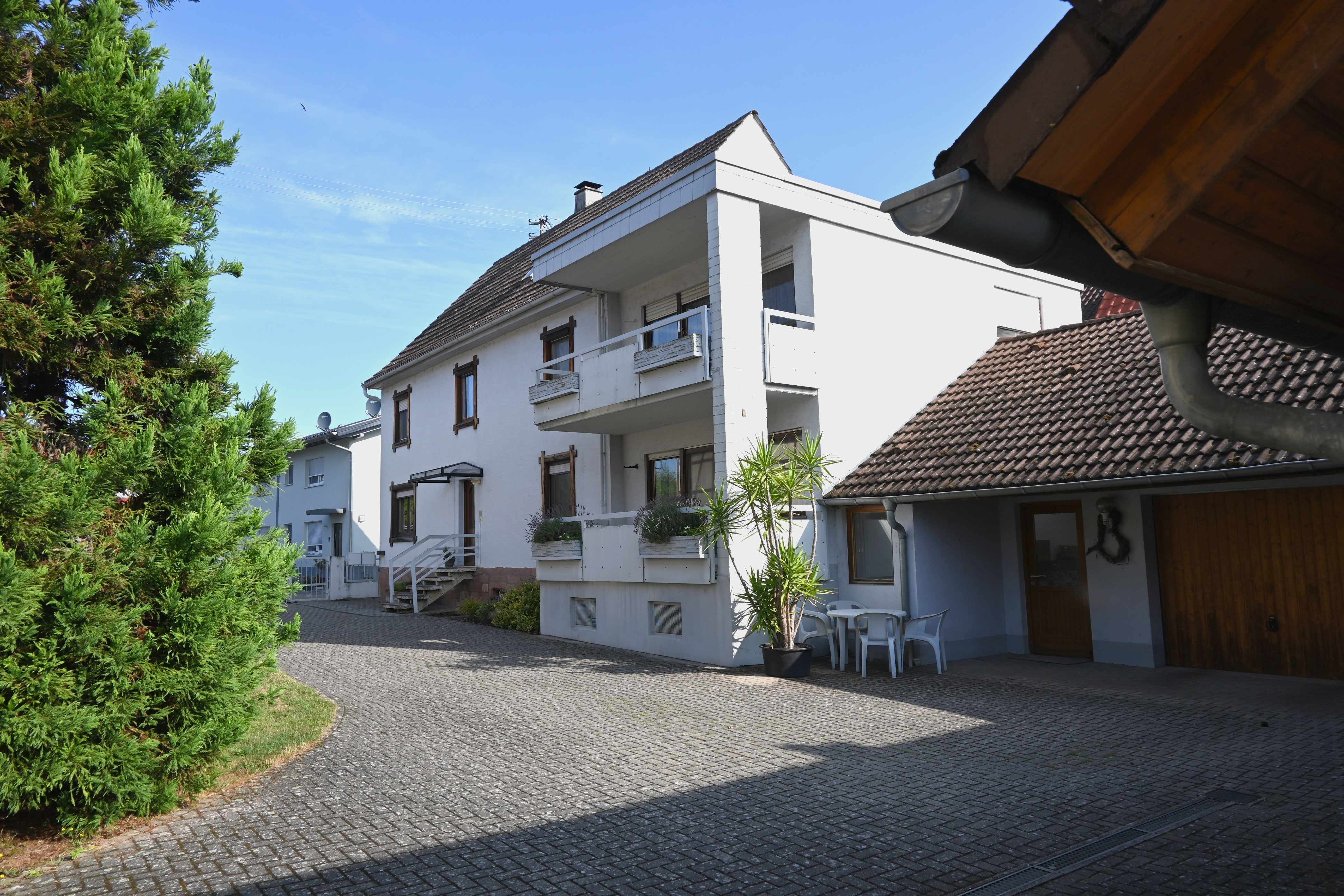 Einfamilienhaus zum Kauf 498.000 € 6 Zimmer 212 m²<br/>Wohnfläche 1.227 m²<br/>Grundstück Ichenheim Neuried 77743