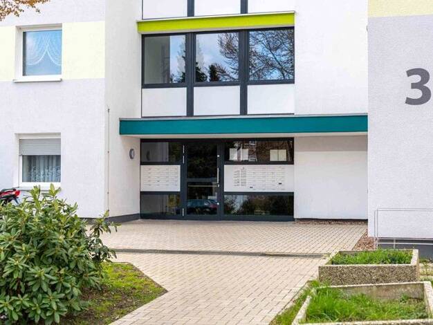 Wohnung zur Miete 555 € 1 Zimmer 49,3 m² 3. Geschoss frei ab 15.10.2026 Donauschwabenstraße 3 Baumheide Heepen 33609