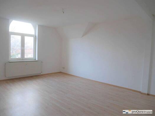 Wohnung zur Miete 285 € 2 Zimmer 55 m² 3. Geschoss frei ab sofort August-Bebel-Straße 33 Mühlhausen Mühlhausen/Thüringen 99974