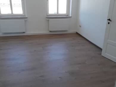 Wohnung zur Miete 410 € 3 Zimmer 71 m² 2. Geschoss Alte Poststraße 1 Schleiz Schleiz 07907