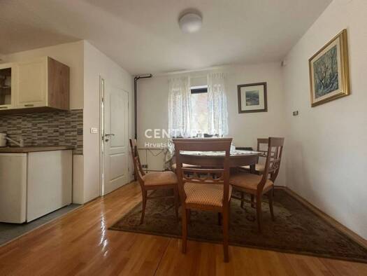 Haus zur Miete 1.000 € 3 Zimmer 130 m² Varaždin