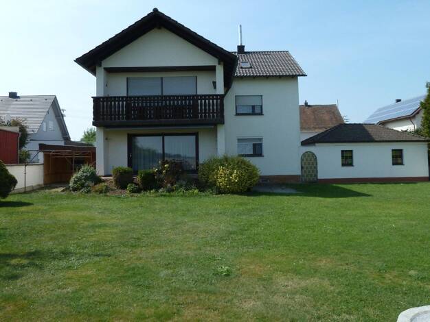Mehrfamilienhaus zum Kauf provisionsfrei 450.000 € 8 Zimmer 200 m² 989 m² Grundstück Köfering Kümmersbruck 92245