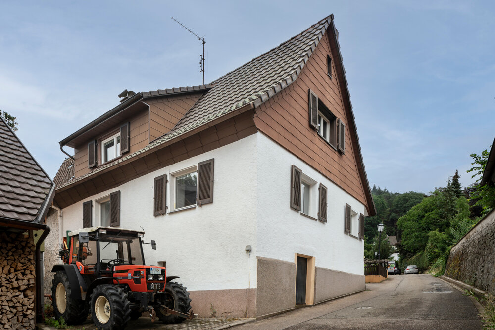 Einfamilienhaus zum Kauf 349.000 € 7 Zimmer 133 m²<br/>Wohnfläche 1.160 m²<br/>Grundstück Schweighof Badenweiler 79410