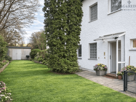 Mehrfamilienhaus zum Kauf als Kapitalanlage geeignet 448.000 € 6 Zimmer 165 m² 230 m² Grundstück Milbertshofen-Am Hart München 80939