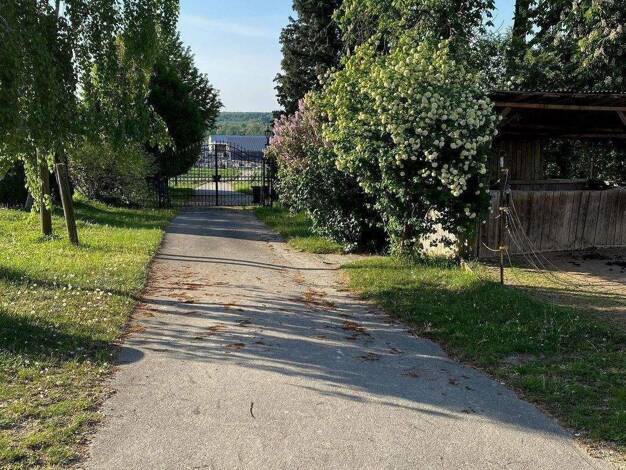 Land-/Forstwirtschaft zum Kauf 1.700.000 € 38.668 m² Grundstück Eichendorf 94428