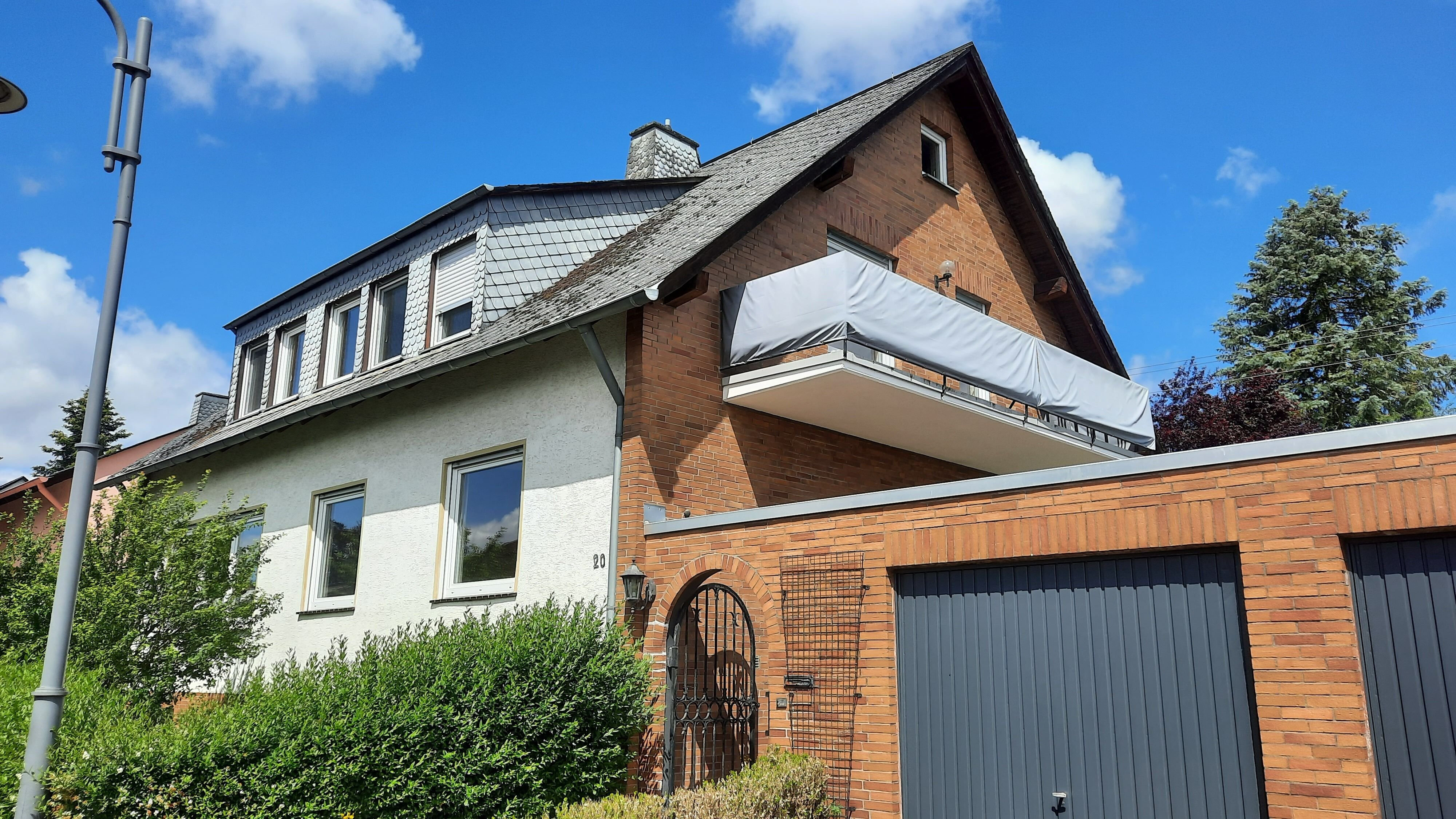 Mehrfamilienhaus zum Kauf provisionsfrei 528.000 € 10 Zimmer 269 m²<br/>Wohnfläche 1.021 m²<br/>Grundstück ab sofort<br/>Verfügbarkeit Im Park 20 Wolken 56332