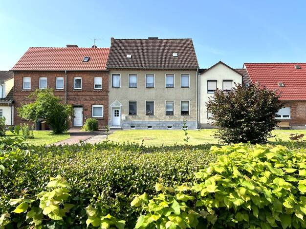 Einfamilienhaus zum Kauf 98.000 € 5 Zimmer 115,5 m² 1.119 m² Grundstück Anger 108 Jeßnitz Raguhn-Jeßnitz/ Jeßnitz 06800