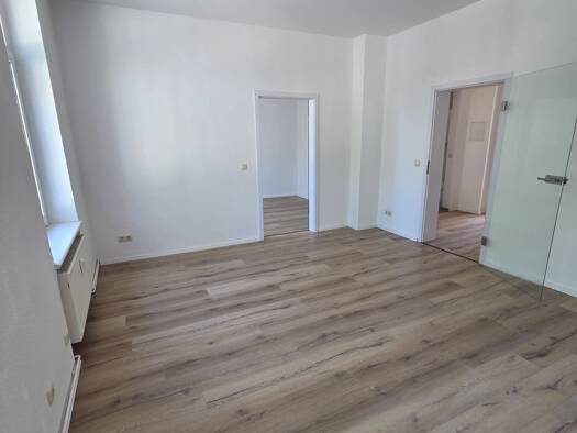 Wohnung zur Miete 598 € 4 Zimmer 92 m² 1. Geschoss frei ab sofort Eisenberg 07607