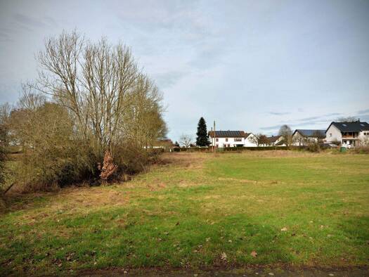 Grundstück zum Kauf 66.000 € 1.611 m² Grundstück Pfarrwies Großlittgen 54534