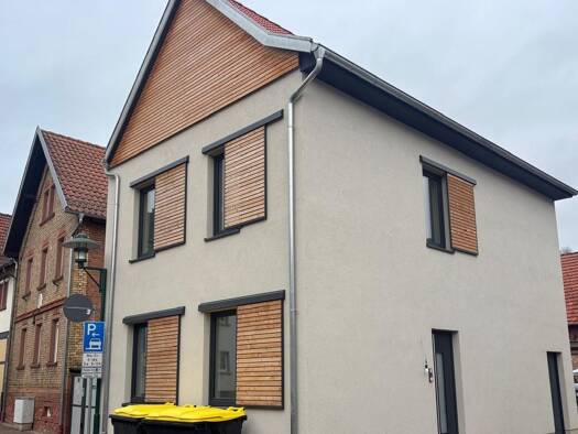 Einfamilienhaus zur Miete 1.450 € 3 Zimmer 125 m² 111 m² Grundstück frei ab 01.01.2026 Mömlingen 63853