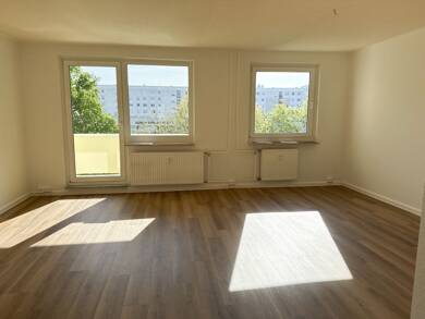Wohnung zur Miete 537 € 3 Zimmer 89 m² 5. Geschoss frei ab sofort Saalfelder Straße 17 Lusan - Saalfelder Straße Gera 07549