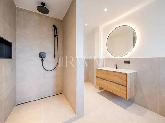 Wohnung zum Kauf 359.000 € 2 Zimmer 60 m² Ost Stuttgart 70190