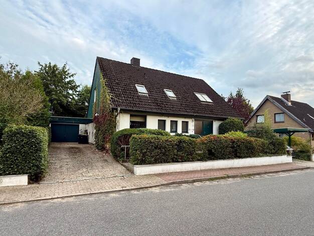 Einfamilienhaus zum Kauf 435.000 € 5 Zimmer 154,4 m² 598 m² Grundstück Ratekau Ratekau 23626