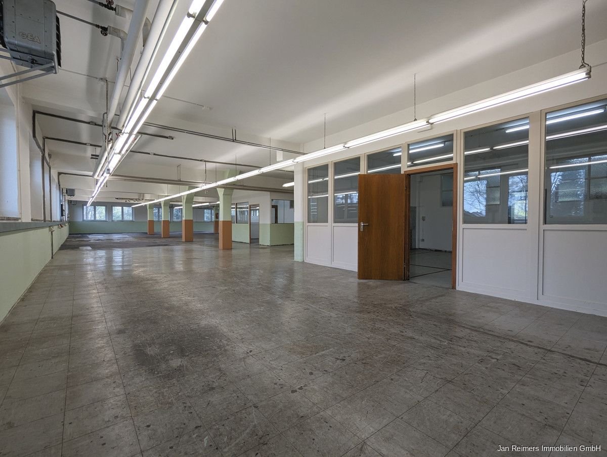 Lagerhalle zur Miete 5.900 € 1.130 m²<br/>Lagerfläche ab 470 m²<br/>Teilbarkeit Peiting Peiting 86971