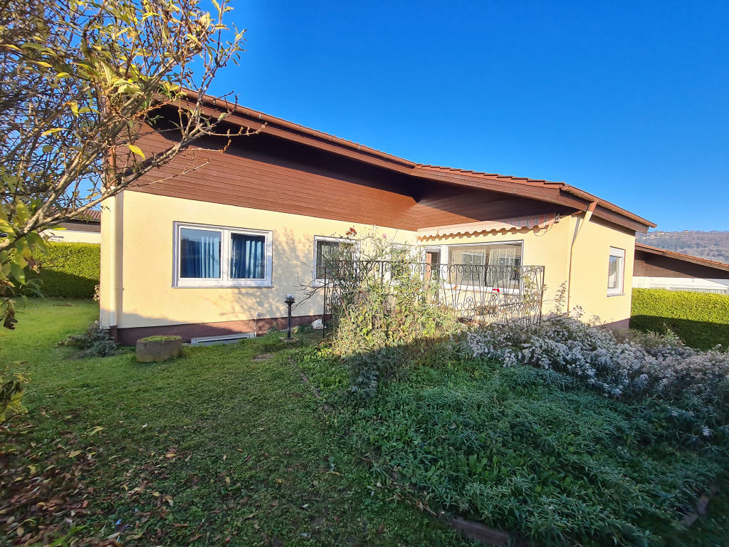 Einfamilienhaus zum Kauf 295.000 € 4 Zimmer 91,5 m²<br/>Wohnfläche 510 m²<br/>Grundstück Spaichingen 78549