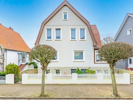 Mehrfamilienhaus zum Kauf 895.000 € 9 Zimmer 137,2 m² 925 m² Grundstück Laboe 24235