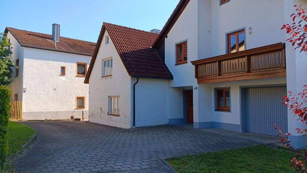 Immobilie zum Kauf 375.000 € 7 Zimmer 180 m² 822 m² Grundstück frei ab sofort Schulstraße 6 Offenstetten Abensberg 93326