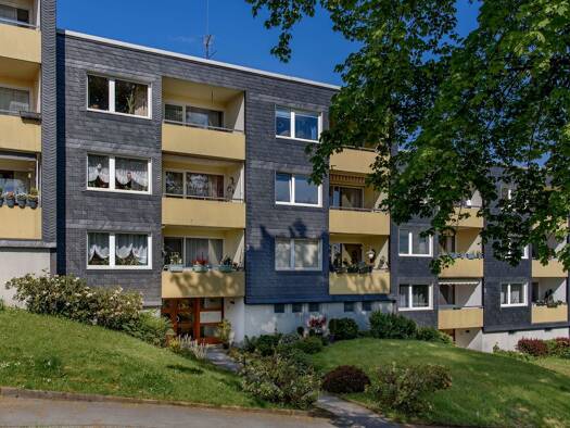 Wohnung zur Miete 530 € 3 Zimmer 79 m² 2. Geschoss frei ab 01.01.2026 Schallerstraße 3 West Remscheid 42857