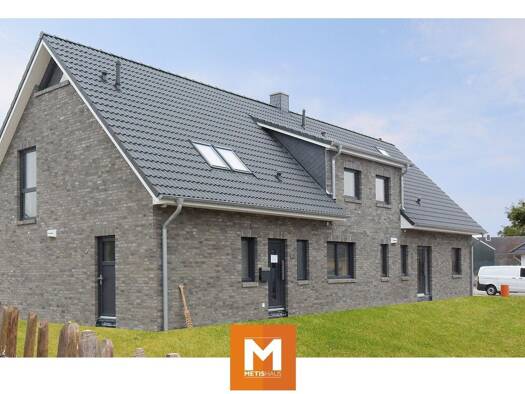 Doppelhaushälfte zum Kauf 739.000 € 5 Zimmer 145 m² 466 m² Grundstück Niendorf Hamburg 22455