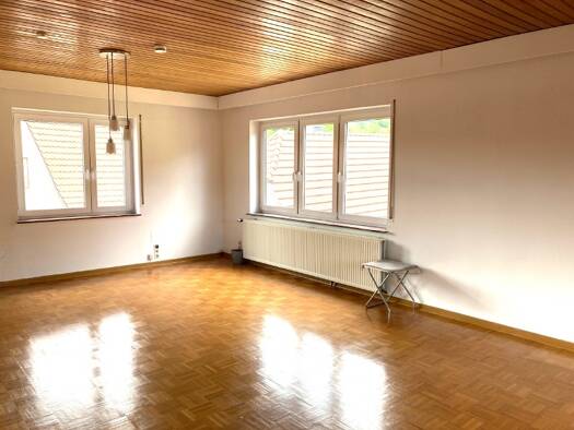 Wohnung zur Miete 650 € 3 Zimmer 88,4 m² 2. Geschoss Löwenstraße 12 Bischofsheim 97653