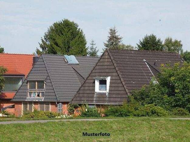 Mehrfamilienhaus zum Kauf 203.000 € 6 Zimmer 152 m² 598 m² Grundstück Wickede 58739
