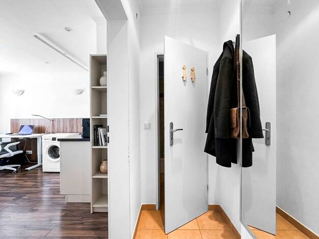Studio zur Miete 400 € 1 Zimmer 19,2 m² 5. Geschoss frei ab 01.09.2026 Stadtmitte Düsseldorf 40211
