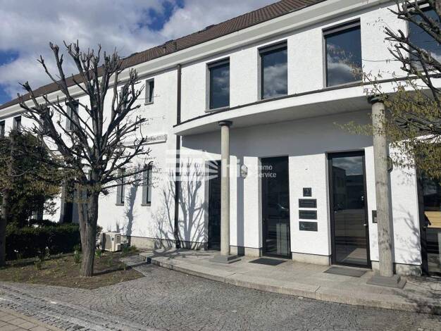 Büro zur Miete provisionsfrei 2.240 € 182 m² Bürofläche teilbar ab 182 m² Poppenreuth Fürth 90765