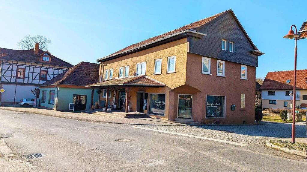 Mehrfamilienhaus zum Kauf 59.000 € 7 Zimmer 125 m² 433 m² Grundstück Am Markt 3 Dermbach 36466