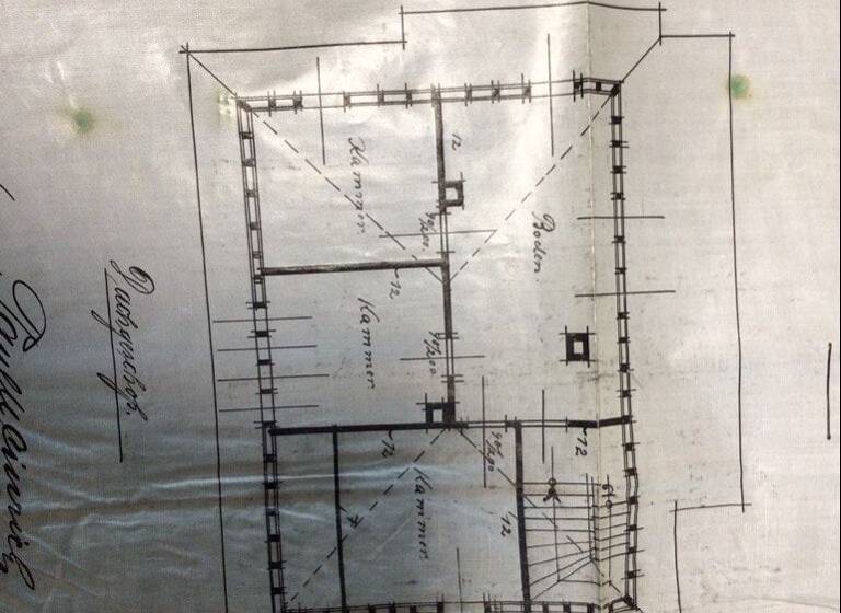 Mehrfamilienhaus zum Kauf 121.000 € 8 Zimmer 200 m² 1.367 m² Grundstück Adorf 08626