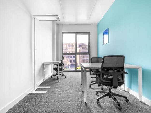 Bürofläche zur Miete 558 € 50 m² Bürofläche teilbar von 10 m² bis 50 m² Kaistrasse 90 Südfriedhof Kiel 24114