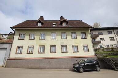 Mehrfamilienhaus zum Kauf 175.000 € 12 Zimmer 224,9 m² 426 m² Grundstück Schonach im Schwarzwald 78136