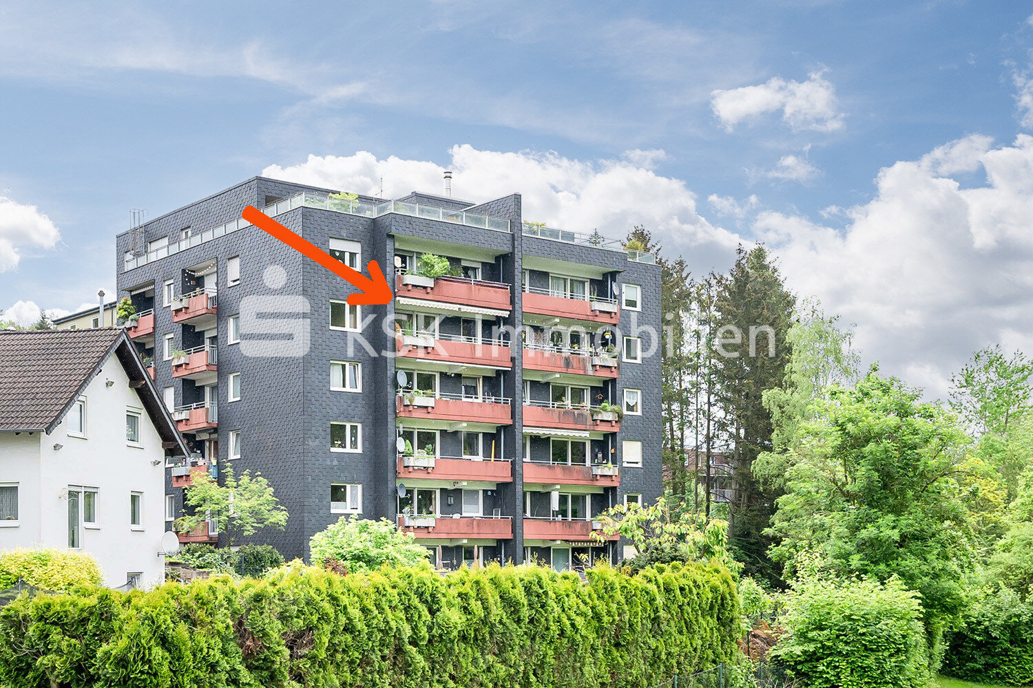 Wohnung zum Kauf 149.000 € 2 Zimmer 76,8 m²<br/>Wohnfläche 4.<br/>Geschoss Engelskirchen-Grünscheid Engelskirchen 51766