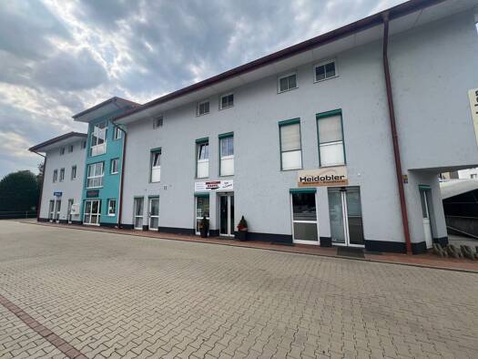 Wohnung zum Kauf 220.000 € 2 Zimmer 45 m² Geschoss 1/3 frei ab 01.11.2026 Reichenberger Straße 2 Dingolfing Dingolfing 84130