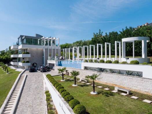 Einfamilienhaus zum Kauf 5.900.000 € 11 Zimmer 600 m² Ičići, Opatija - Okolica Opatija 51410