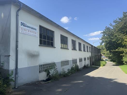 Mehrfamilienhaus zum Kauf 280.000 € 21 Zimmer 410 m² 2.302,5 m² Grundstück Breitscheidt 57539