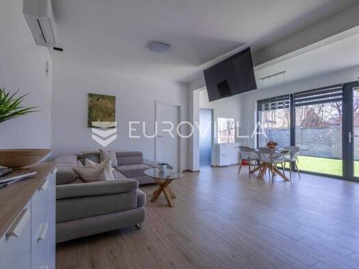 Haus zum Kauf 390.000 € 8 Zimmer 370 m² Kopacevo Bilje