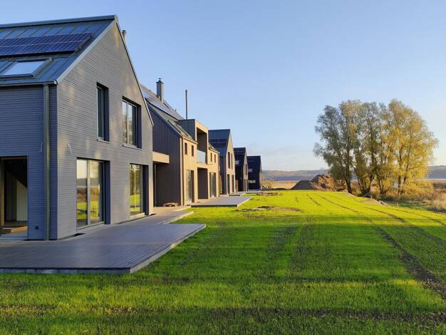 Mehrfamilienhaus zum Kauf - Erstbezug provisionsfrei 1.485.000 € 11 Zimmer 331 m² 790 m² Grundstück Bergen Bergen auf Rügen / Streu 18528